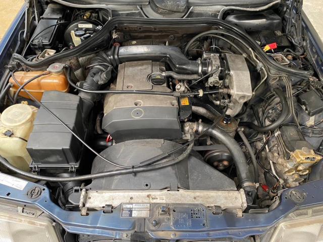 ขายรถ BENZ 220E ปี 1993 