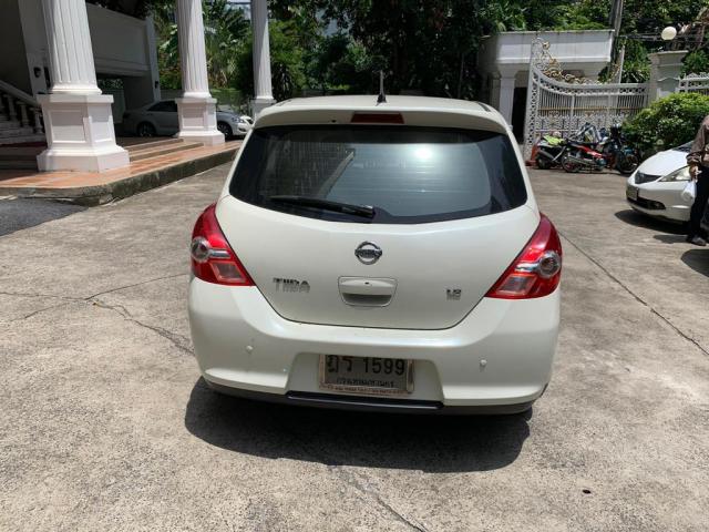 ขายรถ Nissan Tiida ปี 2010 (เจ้าของขายเอง )