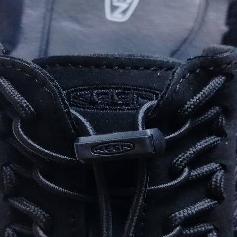รองเท้า keen - Uneek สีดำ เบอร์44 สภาพใหม่ ไม่มีกล่อง