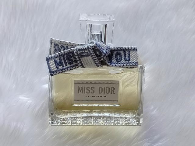 Dior - Miss Dior 2017 (EDP) Limited Edition Bow น้ำหอมเคาน์เตอร์แบรนด์แท้ ราคาถูก (ของหิ้ว) 