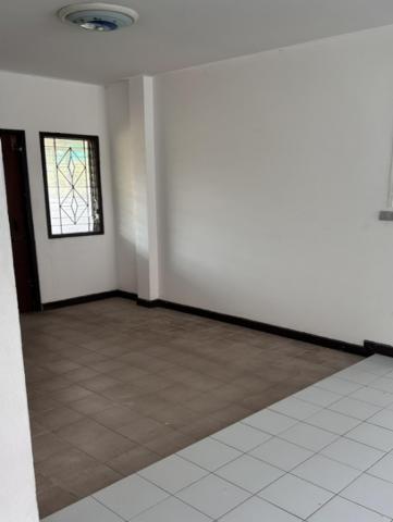 ขายบ้านเดี่ยว 2ห้องนอน ติดทางขึ้นทางลงมอเตอร์เวย์ หนองขาว กาญจนบุรี 