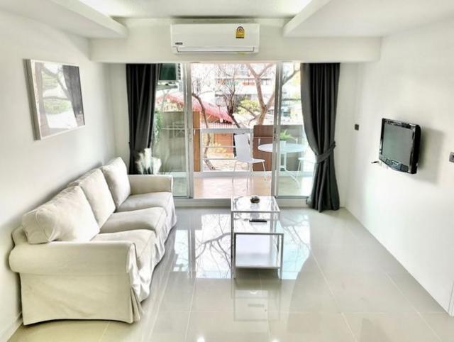 The Waterford Sukhumvit 50 spacious clean comfortable 3rd floor BTS On Nut