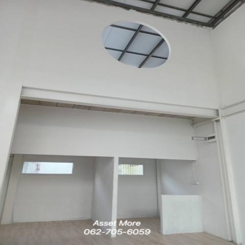 อาคารพาณิชย์ ซอยอารีย์สัมพันธ์64 2BR 45 SQ.WA 86000 บ. ใกล้ ใกล้รถไฟฟ้า สนามเป้า,อารีย์ ทะลุเส้น ทางด่วนพระรามหกได้ สวยที่สุดในย่าน
