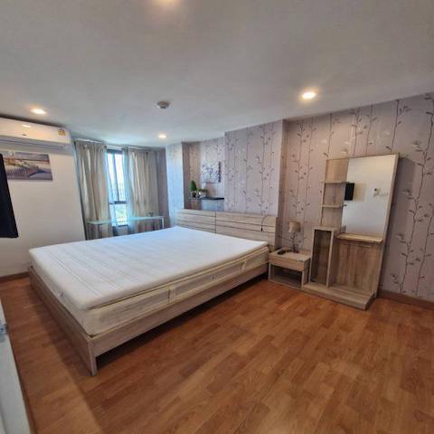 The President Sukhumvit 81 Private clean quiet 8th floor BTS On Nut