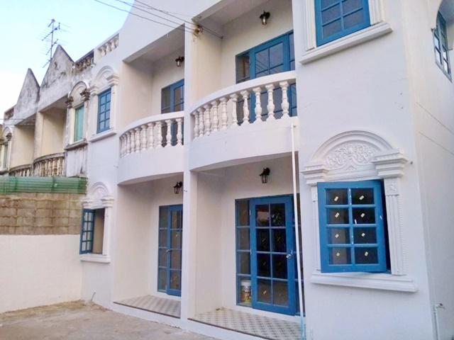  Renovateใหม่ กัลปพฤกษ์2-8  บ้าน 2 ชั้น MRT ภาษีเจริญ 2.4 กม. รร.นานาชาติบริติชโคลัมเบีย 300 ม.4นอน 2 น้ำ 55 ตร.วา.220 ตร.ม.