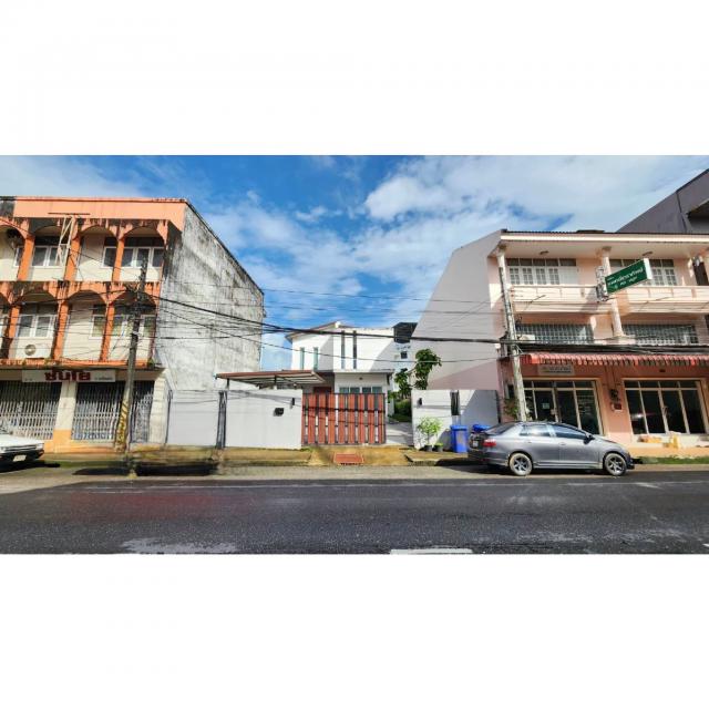 ขายบ้านเดี่ยว 2 ชั้น modern contemporary  ทำเลดีใจกลางเมืองตราด