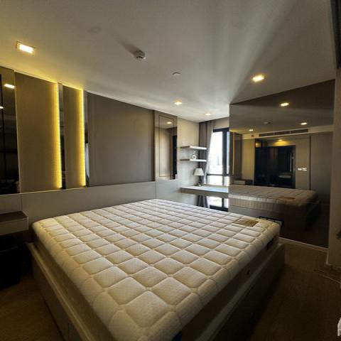 Ashton Asoke nice safe clean  26th floor  BTS Asoke