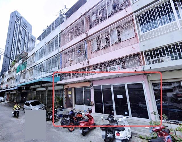 วชิรธรรมสาธิต 1-8 BTSอุดมสุข 300ม. รร.นานาชาติกลอรีสิงคโปร์ 1.0 กม. อาคาร ให้เช่าชั้นล่าง 2ห้อง ตลาดอุดมสุข 300 ม.ร้านอาหาร ร้านค้า 122ตร.ม.