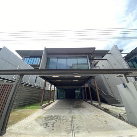 ให้เช่าอาคาร3.5 ชั้น ย่านพระราม9​ ,รัชดาภิเษก​ ,ลาดพร้าว  ซอยสหการประมลู ห่างจากถนนประชาอุทิศ โครงการ THE PENTAS