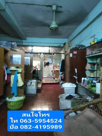 ขายอาคารพาณิชย์3ชั้น ติดถนน ทำเลทอง ย่านสุขุมวิท 71 ปรีดีพนมยงค์ เอกมัย จังหวัดกรุงเทพมหานคร 