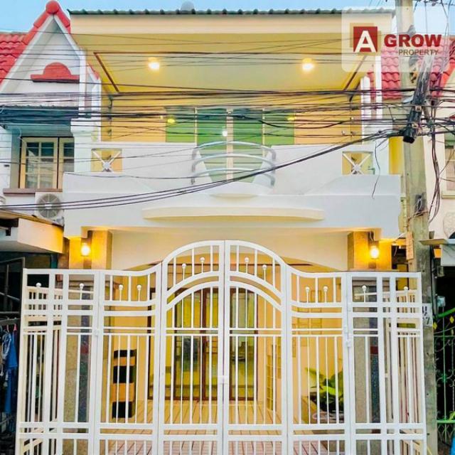 หมู่บ้านรุ่งทรัพย์  ซอยสามัคคี34 จ.นนทบุรี บ้านทำเลทอง รีโนเวทใหม่พร้อมอยู่ ทำเลนี้ไม่ได้หลุดมาบ่อยๆนะคะ
