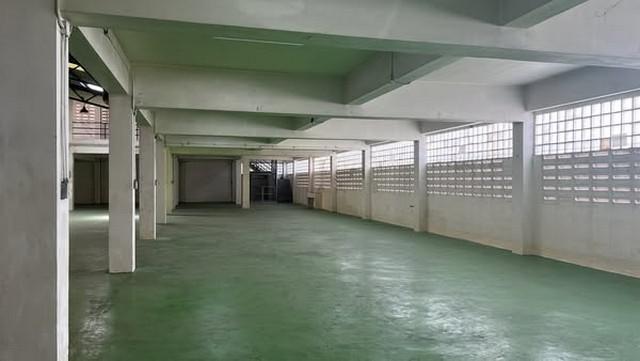 HR2274ให้เช่าโกดังขนาด 1700 ตรม. ติดริมถนนบางนา-ตราดฝั่งขาเข้า ใกล้รพ.บางนา 2