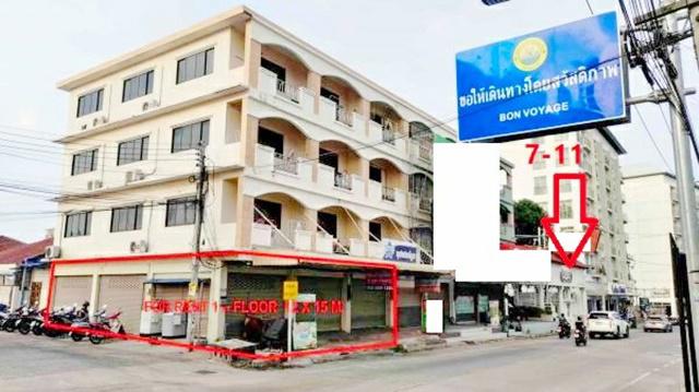 ตลาดเทพประสิทธิ์ 1.5 ม.ขาย เช่าอาคาร 3 คูหา 2ชั้น วิวทะเล หาดจอมเทียน  หัวมุม 54 ตร.วา.400 ตร.ม.  ติดถนนใหญ่ เฟอร์ครบ 3นอน 3 น 3 แอร์ 