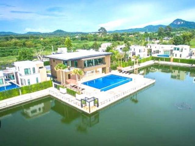 ขายพูลวิลล่า เขาชีจรรย์ Grand Valley Pattaya (แกรนด์ วัลเล่ย์ พัทยา)ตำบลนาจอมเทียน อำเภอสัตหีบ จังหวัดชลบุรี