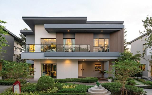Luxury House For Sale  Bangkok Boulevard หรู 2 ชั้น มอเตอร์เวย์ - พระราม9 ลาดกระบัง กรุงเทพมหานคร  