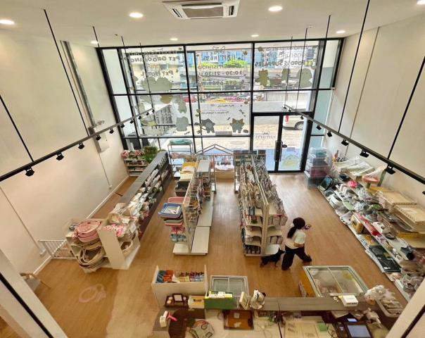 เซ้งร้านอาบน้ำ-ตัดขนสัตว์เลี้ยง ใต้ตึกเมเจอร์ทาวเวอร์ พระราม 9 รามคำแหง ติดคอนโดเลี้ยงสัตว์ได้