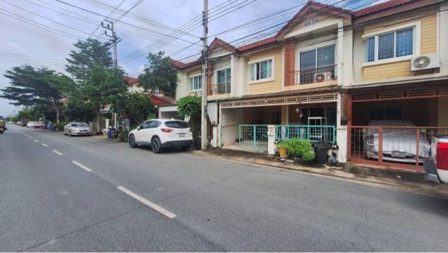 ขายทาวน์เฮ้าส์ 2 ชั้น ทำเลทอง หมู่บ้านพิศาลลาดกระบัง โครงการ 1  เขตลาดกระบัง จังหวัดกรุงเทพมหานคร