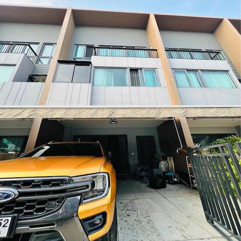 BH3528  ให้เช่า - ขาย ทาวน์โฮม 3 ชั้น บ้านกลางเมือง สาทร - สุขสวัสดิ์ ใกล้ทางด่วนและรถไฟฟ้า