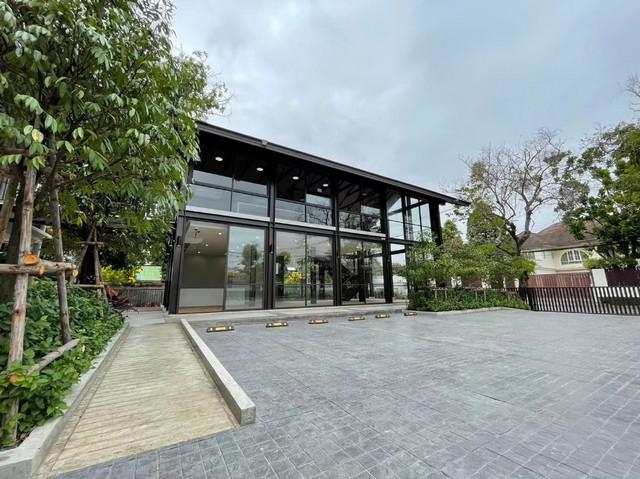 พื้นที่สำนักงาน ออฟฟิศ อาคารใหม่ ออกแบบอย่างสวยงาม ซอยชักพระ ตลิ่งชัน