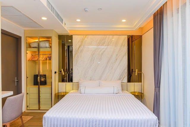Ashton Chula Silom Private clean private 44th floor MRT Samyan