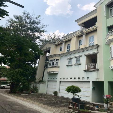 ขายทาวน์โฮม หมู่บ้านการ์เด้น ซิตี้ ลากูน งามวงศ์วาน - ประชาชื่น กรุงเทพ ราคา 12.90 ลบ. 