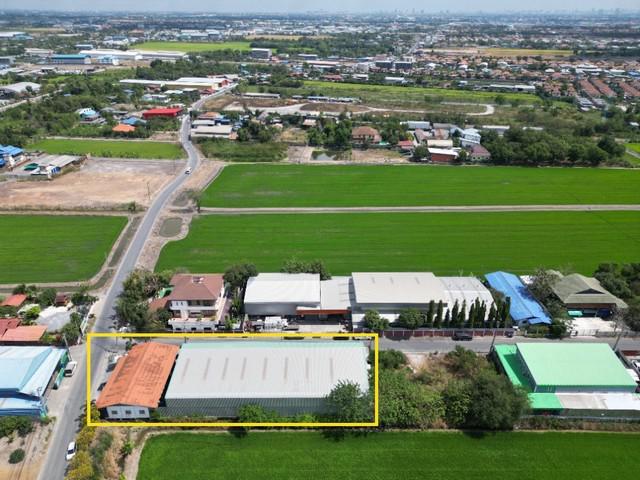 รง. โรงงาน ลำโพ บางบัวทอง 15000000 BAHT. 2 BEDROOM 2 น้ำ ขนาด 0 ตาราง-วา 0 NGAN 1 ไร่   N I C E! เหมาะสมที่จะสามารถนำไปพัฒนาต่อยอดทางธุรกิจได้เลย 