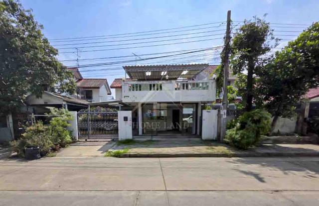 บ้านเดี่ยว 2 ชั้น หมู่บ้าน เคหะชุมชนรามคำแหง        