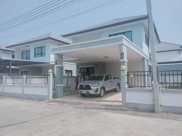 บ้านเดี่ยว 67.5 ตร.วา   ม.แกรนวิลล์ 2  ซอย10  ทำเลดี ใกล้เซ็นทรัลนครสวรรค์  ZK454