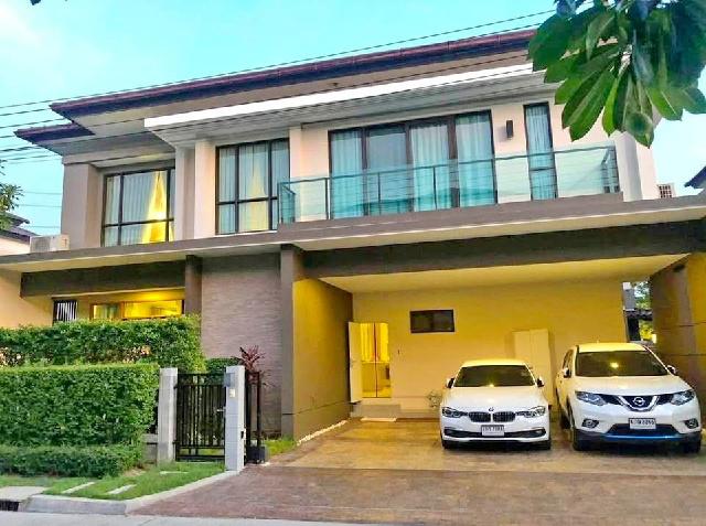 The City Bangna km.7 คฤหาสน์ 2 ชั้น 5นอน 340ตร.ม.102 ตร.วา.เมกาบางนา 1.8 กม รร.นานาชาติคอนคอร์เดียน 750 ม.  MRT ศรีลาซาล 3.4 กม. 5 น้ำ 