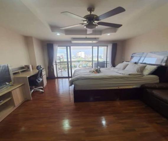 Hillside 4 Condo ห้องใหญ่พร้อมอยู่ ใกล้ห้างเมญ่า เพียง 500 เมตร เดินข้ามถนนถึง One Nimman