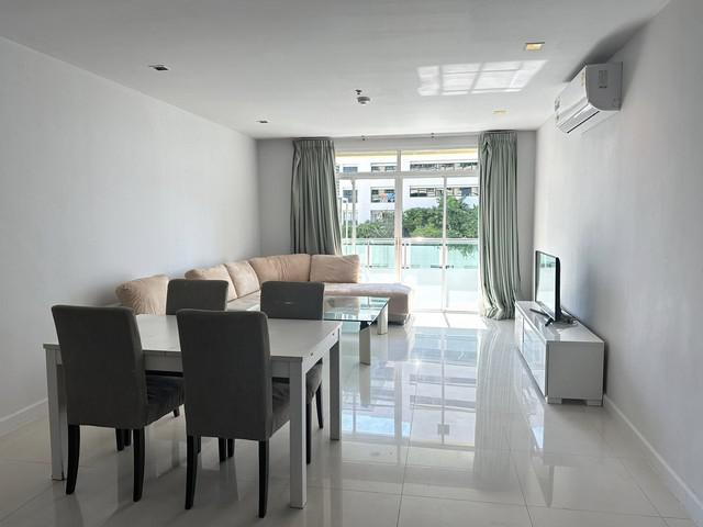 Sukhumvit City Resort Sukhumvit 11 spacious safe 14th floor BTS Nana
