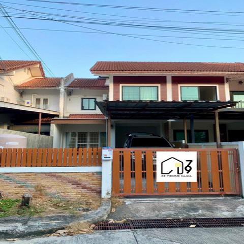 Vายทาวน์โฮมรีโนเวทใหม่ ใกล้ขนส่งใหม่ ระยอง  ขายถูกๆ เจ้าของรีโนเวทแล้ว