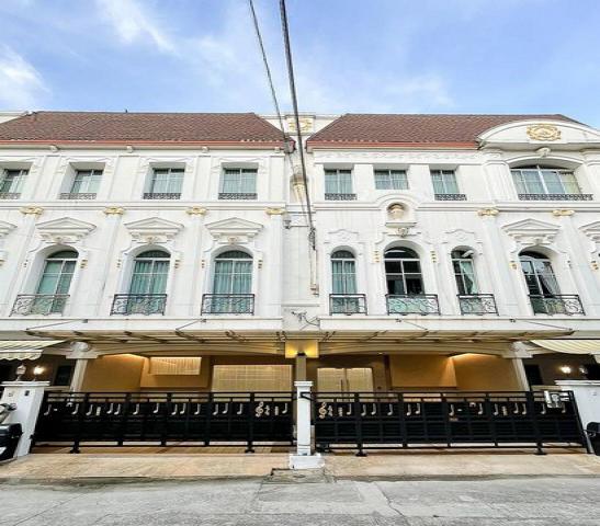 รหัสC6785 ให้เช่าทาวน์โฮม 3.5ชั้น 2หลังติดกัน บ้านกลางกรุงแกรนด์เวียนนา พระราม3 เหมาะทำโฮมออฟฟิศ
