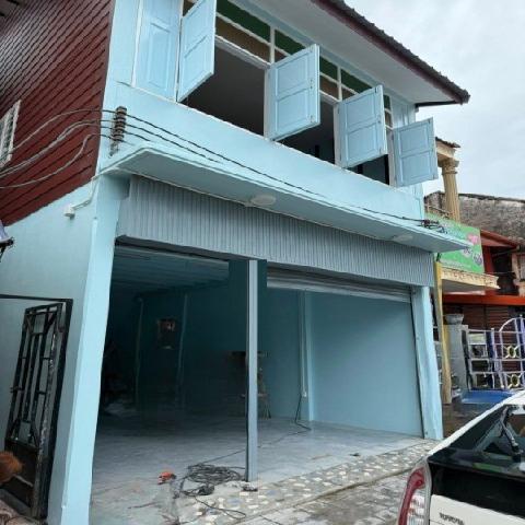 รร.เทศบาลเมืองภูเก็ต 2.2 กม.หลาดจีภูเก็ต 1 กม.ให้เช่าอาคารพาณิชย์ 2 ชั้น 30 ตร.วา.120 ตร.ม. รีโนเวทใหม่ 2 นอน 2 น้ำ สภาพดี ภูเก็ต 650 ม. 