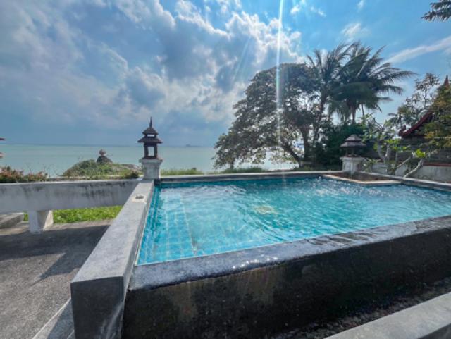 Fully Furnished Sea View Studio 3rd Floor Just 2 Minutes from Lam Set Beach Maret Koh Samui