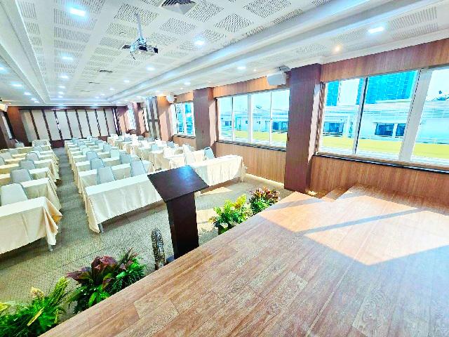 ให้เช่าห้องประชุม 260 ตร.ม.180 ท่าน BTS อ่อนนุช บางจาก 1กม.ลานกว้างแบบโอเพ่นแอร์  รร.นานาชาติเวลล์ส  400 ม.
