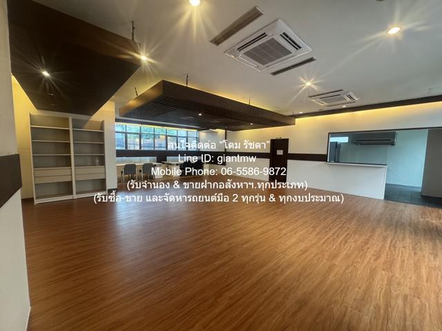 Office ให้เช่าพื้นที่สำนักงาน (Office For Rent) ชั้น 3 บนอาคารสำนักงานหรู ติด ซ.ทองหล่อ 0 RAI 2 Ngan 0 ตร.วา 1 BR 1 น้ำ 80000 บ.   บรรยากาศส่วนตัว เป็นสำนักงานให้เช่าที่ตั้งอยู่ในทำเลใจกลางเมือง โดยอยู่ท่ามกลางสิ่งอำนวยความสะดวกในทุกมิติ โดยเหมาะสมสำ