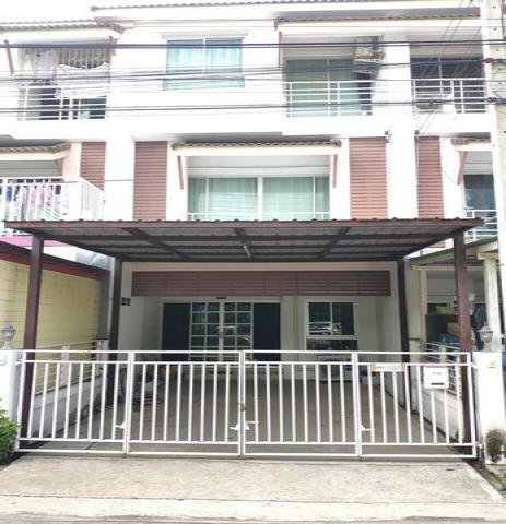 ให้เช่าทาวน์โฮม 3 ชั้น กลอรี่เฮาส์ โพธิ์แก้ว3 ลาดพร้าว101 ใกล้รถไฟฟ้าสายสีเหลือง และห้างThe mall บางกะปิ