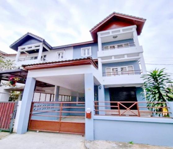 ให้เช่าคฤหาสน์ใหม่ ห้องมุม 3ชั้น 42ตร.วา.482ตร.ม. MRTแจ้งวัฒนะ14 1.3กม. ประชาชื่น-แจ้งวัฒนะ 4นอน 3น้ำ ตลาดเมืองทอง 1.4กม.