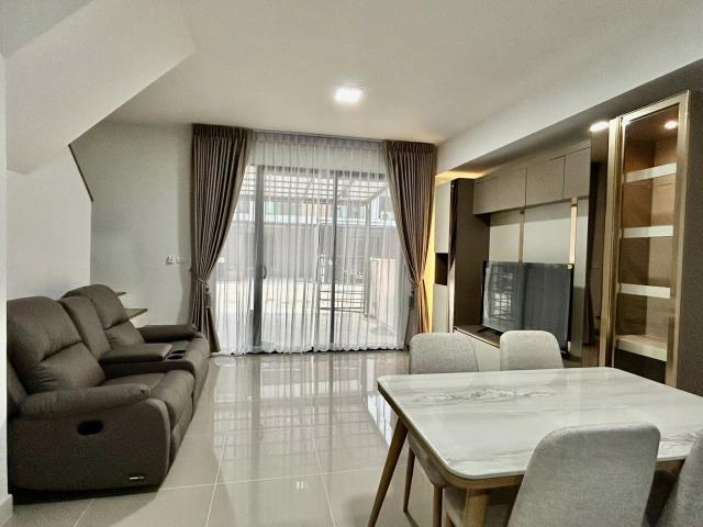 บ้านใหม่ให้เช่า 18วา3นอน2น้ำ พร้อมอยู่ ติด Mega Bangna