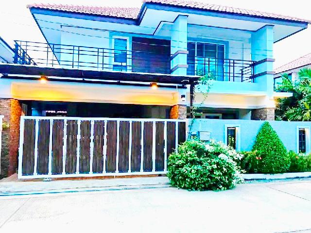 โรบินสัน ภูเก็ต 3.7 กม.เกาะสิเหร่ ให้เช่าคฤหาสน์ 2 ชั้น พร้อมเฟอร์ 52 ตร.วา.202ตร.ม.3นอน  ถ.ภูเก็ต 3 น้ำ ม.ราชภัฏภูเก็ต 3.6 กม.