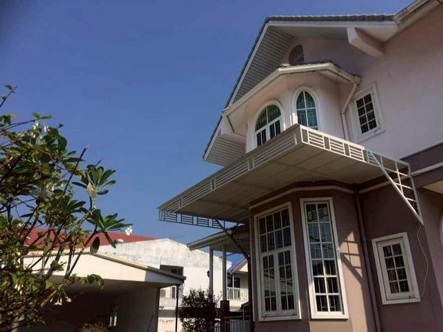 ขายบ้านเดี่ยว 2 ชั้น 149 ตรว. หมู่บ้านเมืองทอง 4 หลังมุม ถ.สุขุมวิท 101 ใกล้ BTS ปุณณวิถี
