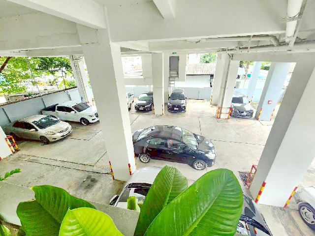 ออฟฟิศทึ่ถูกที่สุด ติดรถไฟฟ้า ซ.อินทามระ 31-37  ในประเทศไทย MRTสุทธิสาร 900ม.ให้อาคาร 33 ตร.ม. รร.นานาชาติคิซิโกะ 3.8 กม. 1นอน 