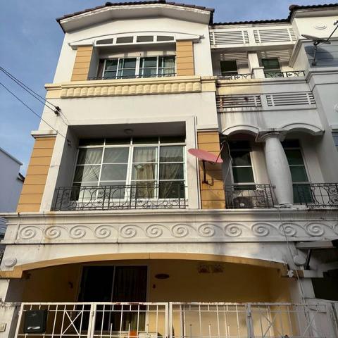 ให้เช่าทาวน์โฮม 3 ชั้น 3 ห้องนอน โครงการบ้านกลางเมือง ลาดพร้าว-โยธินพัฒนา หลังเซ็นทรัลอีสต์วิลล์ เลียบด่วน